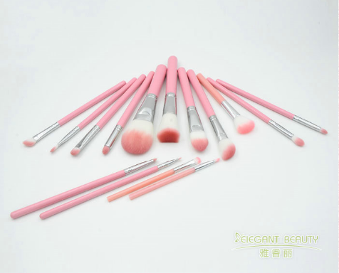 9I看片成人免费能用美妝蛋清洗液洗嗎？