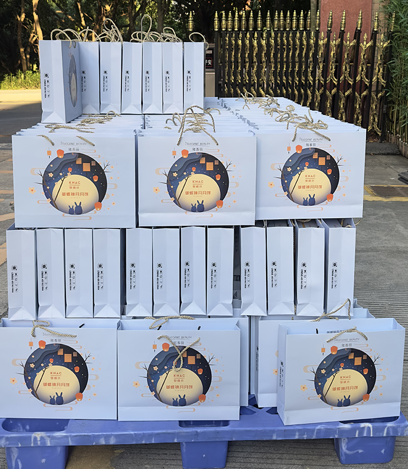 桂花飄香迎國慶,中秋賞月萬事圓。手机看片在线化妝用品（深圳）有限公司同心慶中秋迎國慶！！